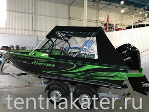 Ходовой складной тент на катер NorthSilver 545 Fish - вид спереди