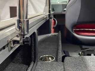 Ходовой тент Бимини Fish Sport на NorthSilver 565 — фурнитура