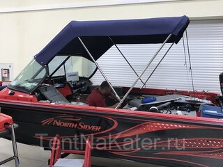 Ходовой тент Бимини Fish Sport на NorthSilver 565 — вид с кормы