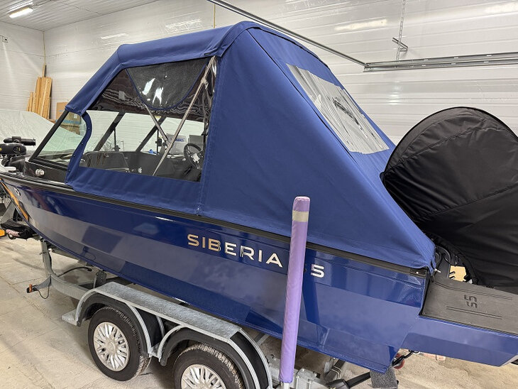 Материалы ходового тента – Sunbrella Plus, защита от УФ-излучения